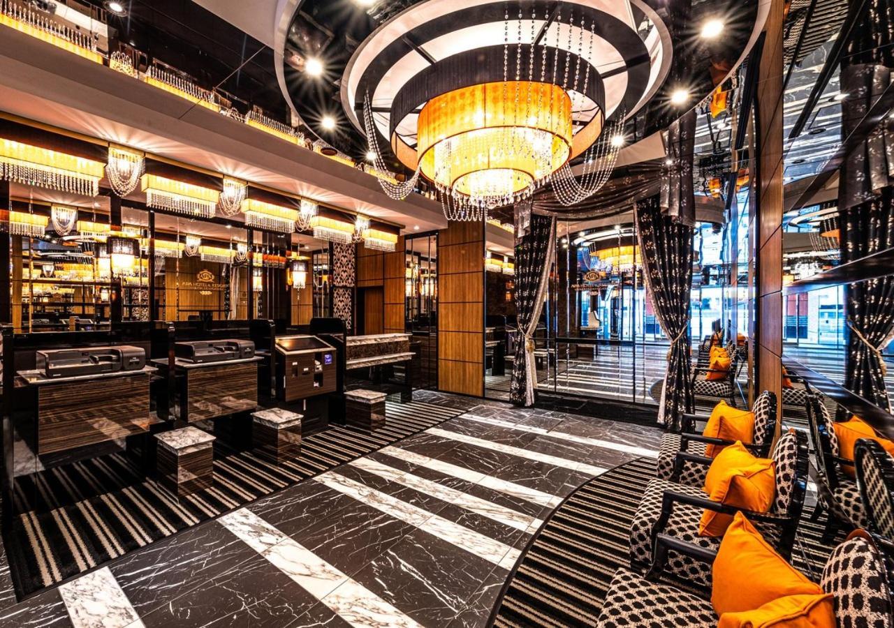 Apa Hotel & Resort Hakata Ekihigashi Fukuoka  Dış mekan fotoğraf